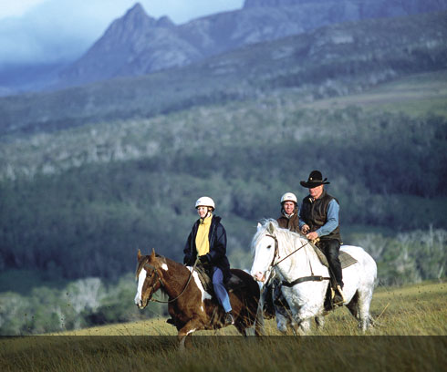 Guided horse riding with Cradle Mountain Lodge