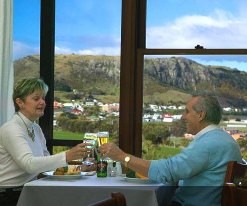 Dining at Stanley Seaview Inn