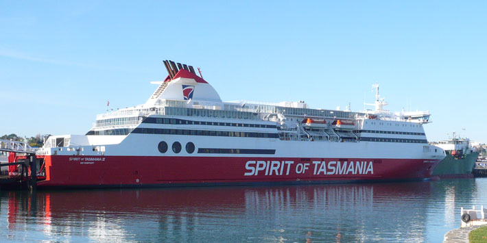 Travel to Tasmania by Sea